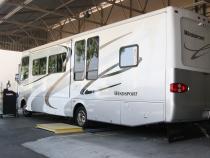 PowerPack Bundle Complete Power System 11-15 Ford 6.8L Class-A Motorhome Left Exit Banks Power